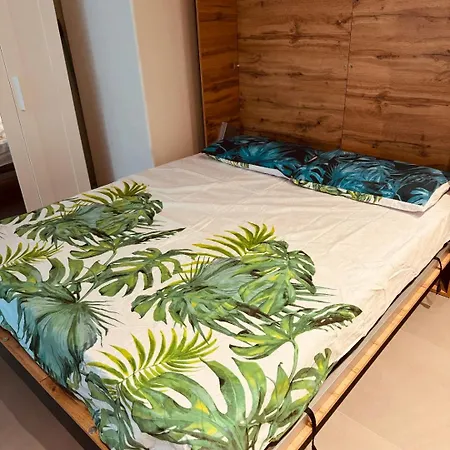 Rainbow Flat- Monolocale Luminoso شقة *