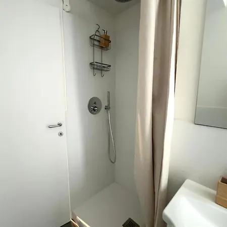 Apartamento Rainbow Flat- Monolocale Luminoso